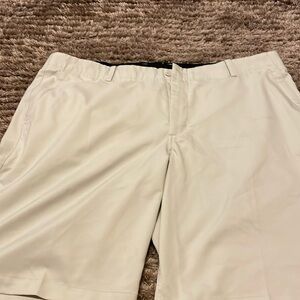 men’s shorts
